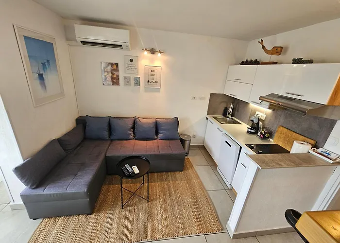 Apartment Pipo Mareda *