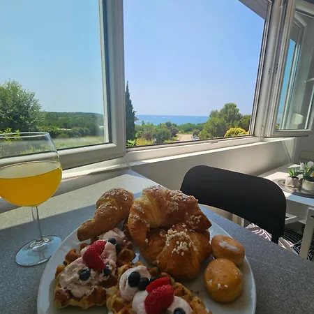 Apartament Pipo Mareda *